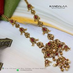 Star Jewellery, Gold Saree, Green Stone Jewelry, 4 Necklace, Coral Jewelry Set, Choker Necklace Designs, Indian Bridal Jewelry Sets, Anklet Designs