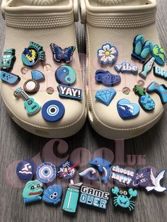 Croc Pins Aesthetic, Croc Widgets, Crock Pins, Croc Charms Aesthetic, Croc Aesthetic, Croc Outfits Women, Crocs Pins, Croc Jibbitz Ideas, Sea Butterfly