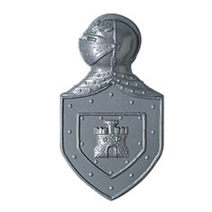 a metal shield with a knight's helmet on it