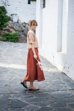 Linen skirt FLORENCE Maxi Linen Skirt Tobacco Linen Skirt | Etsy Brown Linen Long Skirt, Linen Skirt Outfit, Beige Midi Skirt, Grey Wrap Dress, Skirt Outfits Aesthetic, Natural Linen Dress, Maxi Skirts, Midi Skirt Outfit, Linen Skirt