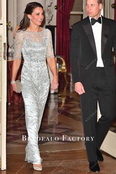 Kate Middleton Silver Sequin Evening Dress 2017 Paris Trip Pippa Middleton Dress, Kate Princess, Kate Middleton Wedding, Kate Middleton Dress, Glamorous Evening Dresses, Best Gowns, Sequin Evening Dress, Homecoming Dresses Short Tight, Ball Skirt