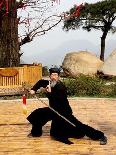 Tai Chi Qigong, Shaolin Monks, Kung Fu Martial Arts, Shaolin Kung Fu, Chi Kung, Fitness Routines, Tai Chi Chuan, Martial Arts Techniques, Martial Arts Training