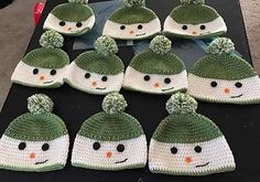 there are many hats made to look like snowmen