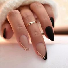 Elegant Acrylic Nails Classy, Neutral Beach Nails, Black Wedding Nails, Gala Nails, Valentine Nails, Fashion Moodboard, Her Nails, Stick On Nails