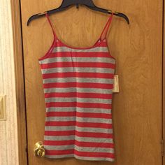 Nwt Striped Tank Top. 80s Summer Outfits, 80's Clothes, Fiona Gallagher, Feminine Clothing, Tank Top Outfits, 80s Outfit, Red Tank Tops, Cute Tank Tops, Cozy Outfit