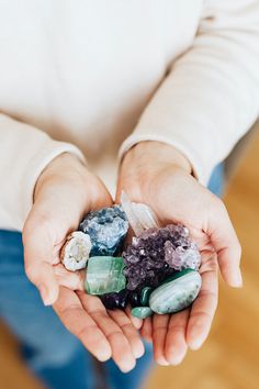 Sage Smudging, Peaceful Mind, Best Meditation, Amethyst Healing, Beauty Products Photography, Blue Calcite, Meditation Stones, Crystal Meanings, Authentic Design