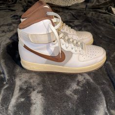 Perfect Condition, Has One Set Of Brand New Laces, Just Needs Another Set. Comes With Box! Nike Shoes Brown, Brown Air Force Ones, Nike Brown, Shoes Brown, Air Force Ones, One Set, Mens Shoes Sneakers, Men's Nike, Air Force