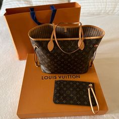 Gently Used, In Great Condition. Comes With Original Packaging And Dust Bag. Womens Tote Bags, Louis Vuitton Bag, Dust Bag, Louis Vuitton, Cream, The Originals, Color