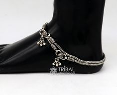 Handmade customized wheat chain 925 sterling silver anklets, excellent personalized gifting tribal belly dance foot bracelet, ankle bracelet from India. Metal-925 sterling silver. Item type-Ankle bracelet/Anklets Length-11 inches. Width of chain-3 mm approx. Weight-32.530 grams. Finish-oxidized, Stamped-925. makes excellent gifting for birthday, wedding, anniversary, Christmas day, valentines day, Mother's day. Traditional Metal Anklets For Gift, Traditional Metal Anklets As Gift, Bohemian Anklets With Oxidized Finish As A Gift, Bohemian Oxidized Finish Anklets As Gift, Traditional Adjustable Silver Chain Jewelry, Traditional Silver Beaded Anklets As Gift, Bohemian Oxidized Finish Anklets Gift, Bohemian Style Oxidized Finish Anklets As A Gift, Handmade Bohemian Sterling Silver Anklets