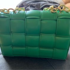 Green Basket Weave 10x6 Handbag. Gold Chain. Purchased And Opened, Never Used. Green Bags With Chain Strap For Daily Use, Green Bag With Chain Strap For Daily Use, Green Square Bag With Chain Strap, Green Satchel With Chain Strap For Daily Use, Green Satchel With Chain Strap, Green Shoulder Satchel With Chain Strap, Casual Green Bag With Chain Strap, Green Chain Strap Bag For Errands, Green Pouch Shoulder Bag With Chain Strap