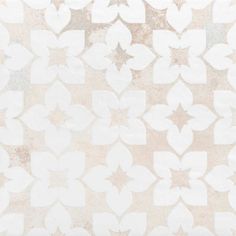 a white and beige wallpaper with leaves on it