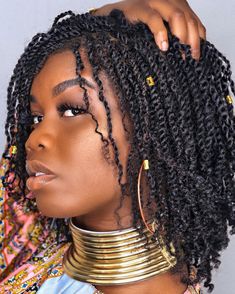 27 Twist Hairstyles - Natural & with Extensions! Senegalese Twist Crochet Hair, Hair Twists Black, Beyonce Hair, Crochet Hair Extensions, Natural Hair Extensions, Natural Hair Twists