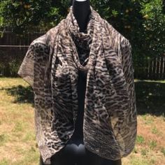 Tiger Shark Print Scarf 78 X 35 Inch Polyester Blend Sheer Brand New Never Worn Bundle Orders Of 3 Or More Items Get 20% Discounts Ships Same Day Or Next Day Excluding Weekends And Holidays Pet Free And Smoke Free Home Abaya Brown, Brown Hijab, Zara Scarf, Bohemian Scarves, Lululemon Vinyasa Scarf, Scarf Hijab, Shark Print, Tiger Shark, Brown Scarves