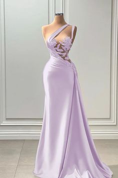 Classy Homecoming Dress, Dress With Beads, African Bridal Dress, Lilac Bridesmaid Dresses, Mermaid Evening Dress, Lace Dress Styles, Dinner Dress Classy