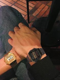 Watched Aesthetic, Casio Watch Aesthetic, Casio Watch Women, Casio Vintage Watch, Sports Watches Women, Casio Vintage, Stylish Watches Men, Snap Streak Ideas Easy, Fotografi Vintage