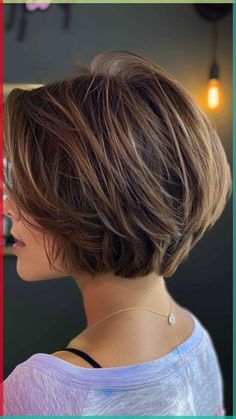 Choppy Bob Hairstyles Dark Hair, Short And Layered Haircuts, Short Unstyled Haircuts, Cute Layered Short Hair, Short Feathered Bob Hairstyles, Short Tapered Bob, Cute Haircuts For Short Hair With Bangs, Womens Bob Haircut, Wedge Haircuts Stacked