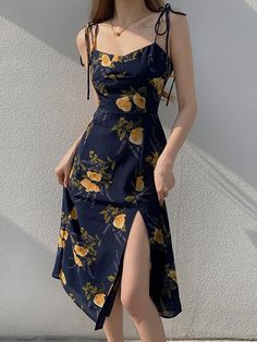 Shipping: Worldwide Express Shipping AvailableDelivery time: 7-15Days Fast ShippingReturns: Fast refund, 100% Money Back Guarantee.Brand Name: JIANLAIMENGElasticity: Slight StrechSleeve Style: Spaghetti StrapFabric Type: ChiffonPattern Type: FloralFit Type: SlimSilhouette: A-LINENeckline: StraplessDecoration: BandageStyle: Office LadyDresses Length: Mid-CalfMaterial: PolyesterMaterial: SpandexAge: Ages 25-35 Years OldOrigin: Mainland ChinaCN: GuangdongClosure Type: zipperType: StrapsWaistline... Holiday Outfits Summer, Holiday Clothes, Bodycon Casual, Dresses Holiday, Clothes Summer, Easy Trendy Outfits, Women Party, Glam Dresses, Mode Inspo