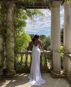 Black Woman Wedding Aesthetic, Old Money Style Black Women, Tranquility Aesthetic, Tiana Aesthetic, Tiana And Naveen, Happy August, Disney Princess Modern, Ethereal Aesthetic, Modern Princess