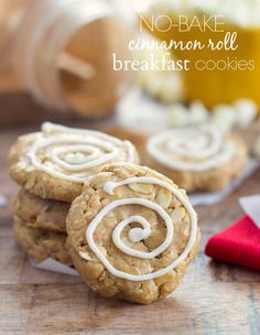 no bake cinnamon roll breakfast cookies with white icing