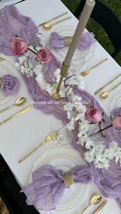 Purple Pink And Gold Quince, Bridgeton Centerpieces, Tea Party Bouquet, Color Scheme Party Ideas, Lavender 21st Birthday Ideas, Purple Tea Party Aesthetic, Lavender And White Party Decorations, Purple Flowers Table Decor, Bridal Shower Decorations Lavender