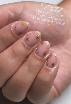 Nude And Gold Nails Short, Style Finder, Star Nails, Gold Nails, Cute Nail Designs, Mani Pedi, Winter Nails, Makeup Nails, Nail Inspo