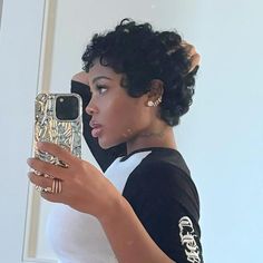 JAYDA WAYDA on Instagram: "The big chop ✂️ so obsessed" Short Haircuts Black Hair, Black Women Short Hairstyles, Short Curly Haircuts