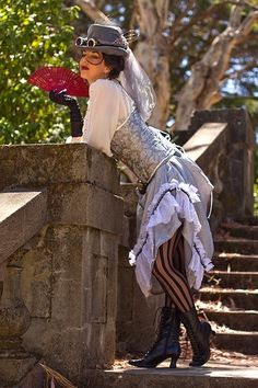 SteamPunk Girl Woodland Photos, Gothic Poses, Steampunk Womens Fashion, Steampunk Photoshoot, Steampunk Concept, Female Steampunk, Steampunk Photography, Steam Machine, Steampunk Fantasy