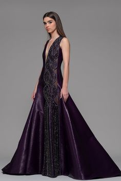 Deep V neckline semi beaded gown - HerTrove Deep Purple Dress, Isabel Sanchis, Purple Gown, Purple And Gold Dress, Purple Gowns, Red Carpet Gowns, Haute Couture Dresses, Dress Drawing, Beaded Gown