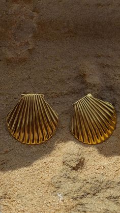 Vintage jewelry statement stainless steel earrings jewelry waterproof women  Color golden Clam Earrings, Luxury Jewelry Earrings, Extravagant Jewelry, Big Stud Earrings, Designer Pieces, Shell Design, Coastal Charm, Shell Earrings, Stunning Earrings