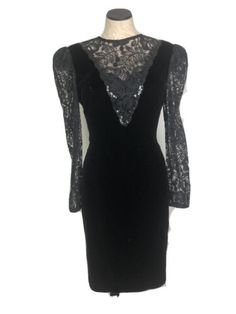 ad eBay - Find many great new & used options and get the best deals for Vintage Scott McClintock Dress Petite 8 Black Velvet Lace Victorian Gothic Witch at the best online prices at eBay! Free shipping for many products! Scott Mcclintock Dress, Vintage Velvet Dress, Gothic Witch, Digital Closet, Velvet Lace, Victorian Gothic, Vintage Velvet, Petite Dresses, Velvet Dress