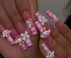 Cute Latina baddie nails Sanrio cute aesthetic pretty red pink nail white my melody plaid pink and white Nail Cam, Future Nails, Euphoria Nails, Hello Kitty Bag, Cool Makeup Looks, Cute Acrylic Nail Designs, Pink Hello Kitty, I Love Nails