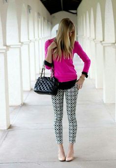 Patterned Trousers, Look Legging, Pattern Pants, Patterned Pants, Black And White Pants, Geometric Prints, Outfit Trends