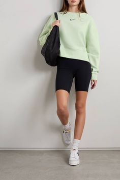 Sweatshirts Outfit, Sportwear Outfit, Women Sporty Outfits, Nike For Women, Sporty Wear, Sports Wear Fashion, Sportswear Outfits, Sweatshirt Nike, Free People Activewear