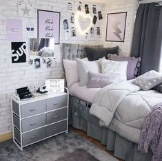 Purple Dorm Rooms, Purple Dorm, Luxury Dorm Room, College Bedroom Decor, Dream Dorm Room, Dorm Room Styles