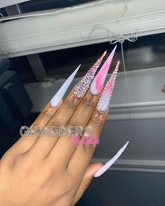 Gucci Nails, Celebrity Nails, Acrylic Nail Art, Girls Nails, Classy Nails, Bling Nails