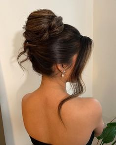 49 Super Cute Prom Hairstyles for 2024 Hairstyle For Ball, Romantic High Bun, Updo Formal Hairstyles, Sleek Bridal Updo, Waved Ponytail, Elegant Ponytail Hairstyles, Elegant Bridal Updo, Elegant Updo Hairstyles, Occasion Hairstyles