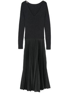 medium grey ribbed knit mélange effect V-neck long sleeves pleated skirt straight hem mid-length unlined Skirt Straight, Grey Midi Dress, Zimmermann Dress, Pleated Midi Dress, Feminine Design, Summer Beach Wear, Pleated Midi Skirt, Women Collection, Pleated Skirt