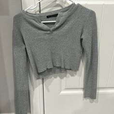 Never Worn, Got It Because I Thought It Was Cute But It’s To Small. It Is Perfect Condition And There Is No Stains! Gray Cropped Top For Loungewear, Gray Long Sleeve Casual Crop Top, Casual Gray Long Sleeve Crop Top, Brandy Melville, Brandy, Cute Tops, Long Sleeve Tees, Things To Think About, Womens Tops