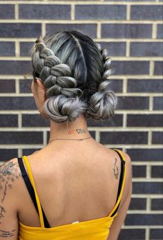 Hairstyles Weave, Mohawk Braid, Fest Outfits, Festival Hair, Hairstyles Curly, Hair And Beauty, Teen Hairstyles, Braided Updo, Long Hairstyles