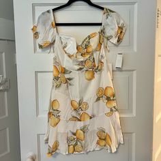 Nwt For Love & Lemons Lemon Print Dress Size Medium Lemon Print Sundress For Brunch, White Sleeveless Lemon Print Dress, White Sleeveless Dress With Lemon Print, Lemon Print Sundress For Day Out, Sundress With Lemon Print For Day Out, White Lemon Print Dress For Vacation, Brunch Lemon Print Sundress, Spring Mini Dress With Lemon Print For Brunch, White Lemon Print Dress For Spring