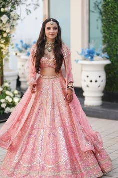 Presenting you latest bridal & bridesmaid outfits ideas for beach wedding. #weddingbazaar #indianwedding #indianbeachwedding #beachweddingoutfitguestwomen #beachweddingoutfitformen#beachweddingoutfitguest #beachweddingoutfitindian #beachweddingoutfitforwomen #beachweddingoutfitguestwomencausal #beachweddingoutfitguestwomenclassy #indianbeachweddingoutfitbridallehenga #indianbeachweddingoutfitguest #indianbeachweddingoutfitideas #indianbeachweddingoutfitthebride #indianbeachweddingoutfitwomen Mirrorwork Lehenga, Lehenga Design For Engagement, Indian Wedding Reception Outfits, Wedding Outfits Indian, Pretty Mirror, Lehenga Pink, Latest Bridal Lehenga Designs, Mirror Work Lehenga, Bridal Lehenga Designs