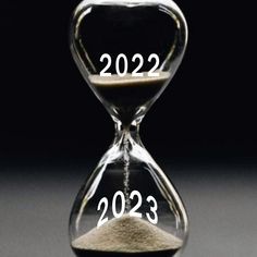 an hourglass with the words 202 and 205 written on it