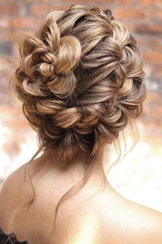 Easy Updos For Long Hair ★ Easy Updos For Long Hair, Easy Hairstyles For Medium Hair, Graduation Hairstyles, Braided Hairstyles Updo, Braid Hairstyles, Trending Hairstyles, Short Hair Styles Easy, Braided Updo