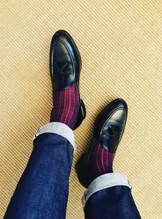 Nice Socks, Happy Socks Mens, Socks And Loafers, Shoes Editorial, Colourful Socks, Mens Socks Fashion, Tassel Shoes, Sheer Socks, Classy Shoes