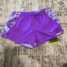 Brand New With Tags Nike Stuff, Bday Stuff, Cute Nike Outfits, Girl Shorts, Nike Bottoms, Baggy Clothes, Girls Tie, Nike Purple, Nikes Girl