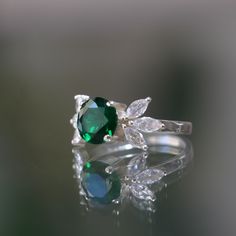 Gorgeous Emerald Jewelry, Mother's Gift Ring, May Birthstone Emerald Jewelry, Antique 8mm Round Cut 1.5CT Emerald Women's  Ring/ Let's not forget that it is handmade. There may be minor differences. I can work the same ring with other natural Gemstones. Please contact us to learn about our Gem stone stocks. If you have any questions, please feel free to contact me, we are happy to help. -->Ring details: - Theme: Daily, Love, Romantic Wedding, Engagement - Comfortable Band - Center Stone : Emeral Emerald Crystal Ring With Center Stone, Green Cubic Zirconia Crystal Ring, Cubic Zirconia Crystal Ring For May Birthstone, Round May Birthstone Jewelry For Proposal, Round Jewelry For Proposal In May Birthstone, May Birthstone Crystal Ring With Cubic Zirconia, May Birthstone Crystal Ring With Accent Stones, Jewelry Antique, Stylish Rings