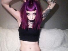 Purple Hair Goth, Goth Hair Color Ideas, Emo Hair Color, Evil Dead, Emo Hair, Alternative Hair, Cut My Hair