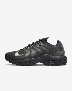 Nike Airmax Plus, Nike Shoes Air Max, Pharrell Williams, Nike Store, Sneakers Black