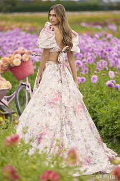 Sherri Hill 56248 Taffeta two-piece floral gown with balloon sleeves. Engagement Photos Dress, Themed Prom Dresses, Two Piece Gown, Sherri Hill Prom, Sherri Hill Prom Dresses, Short Gowns, Prom Dress Styles, Floral Gown, Perfect Prom Dress