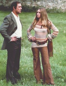 Woodstock Outfit, Woodstock Fashion, 70’s Outfit, 60s Outfits, 70s Inspired Outfits, 60s 70s Fashion, The Nerve, Outfits 70s, Mode Hippie